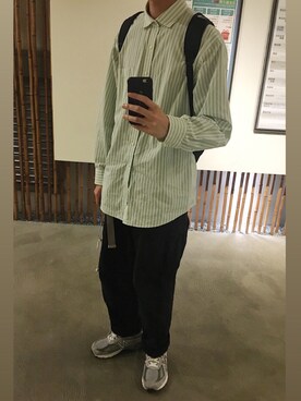「ROTHCO（ロスコ）のアイテム（チノパンツ）」を使った、余杰恩さん（メンズ・181cm）の春コーディネート
