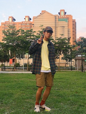 余杰恩さんのコーディネート