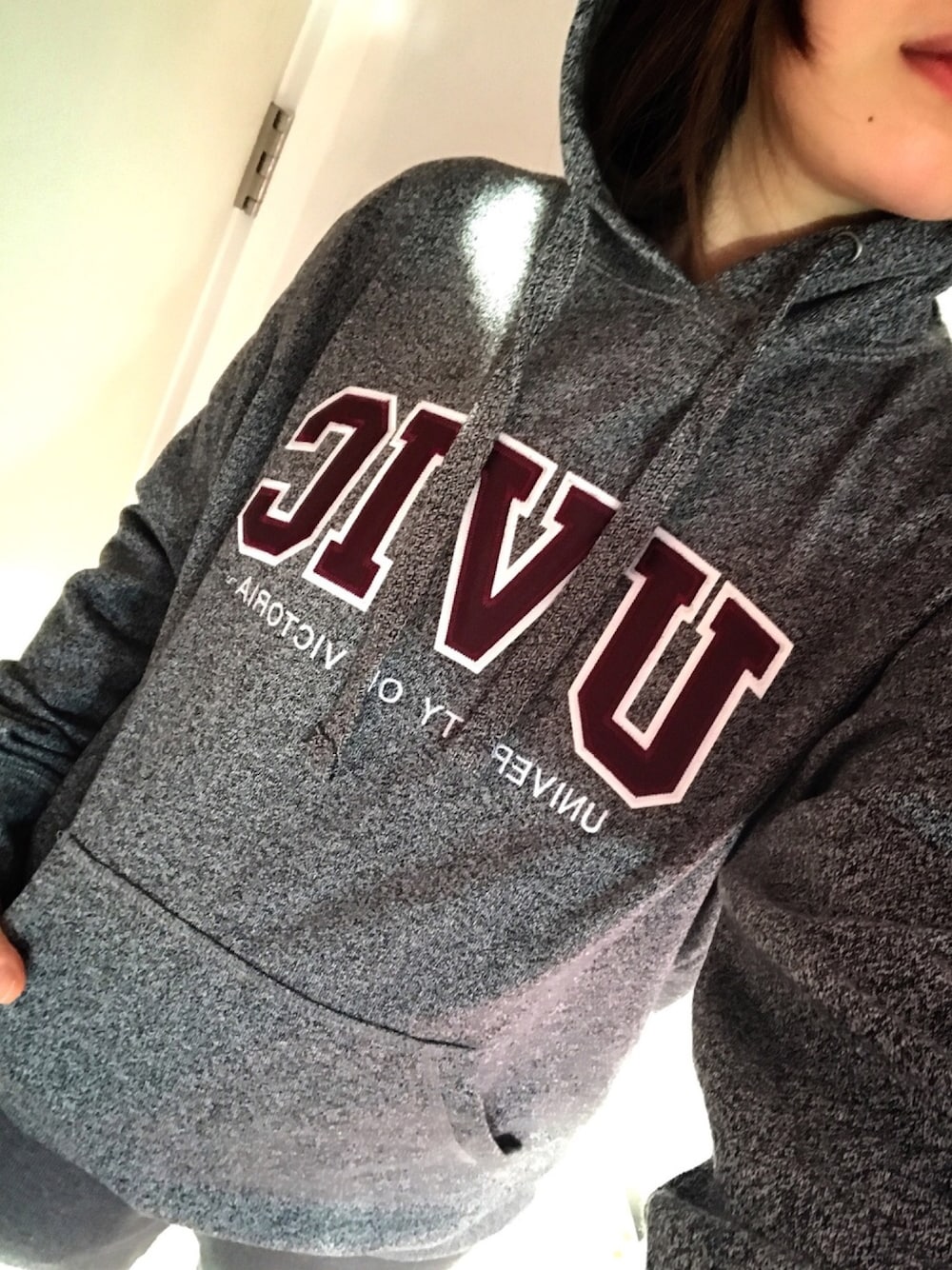 「フーディー」｜「UVICのアイテム（スウェット、グレー系）」を使った、はる◟̊◞̊さん（レディース・156cm）の冬コーディネートの1枚目の写真
