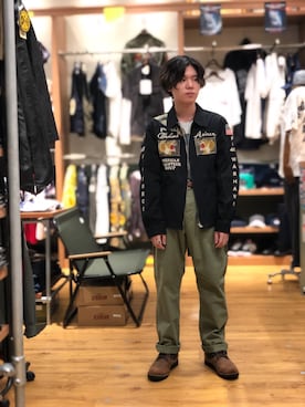 「AVIREX（アヴィレックス）のアイテム（ブーツ）」を使った、takuroさん（メンズ・163cm）の夏コーディネート