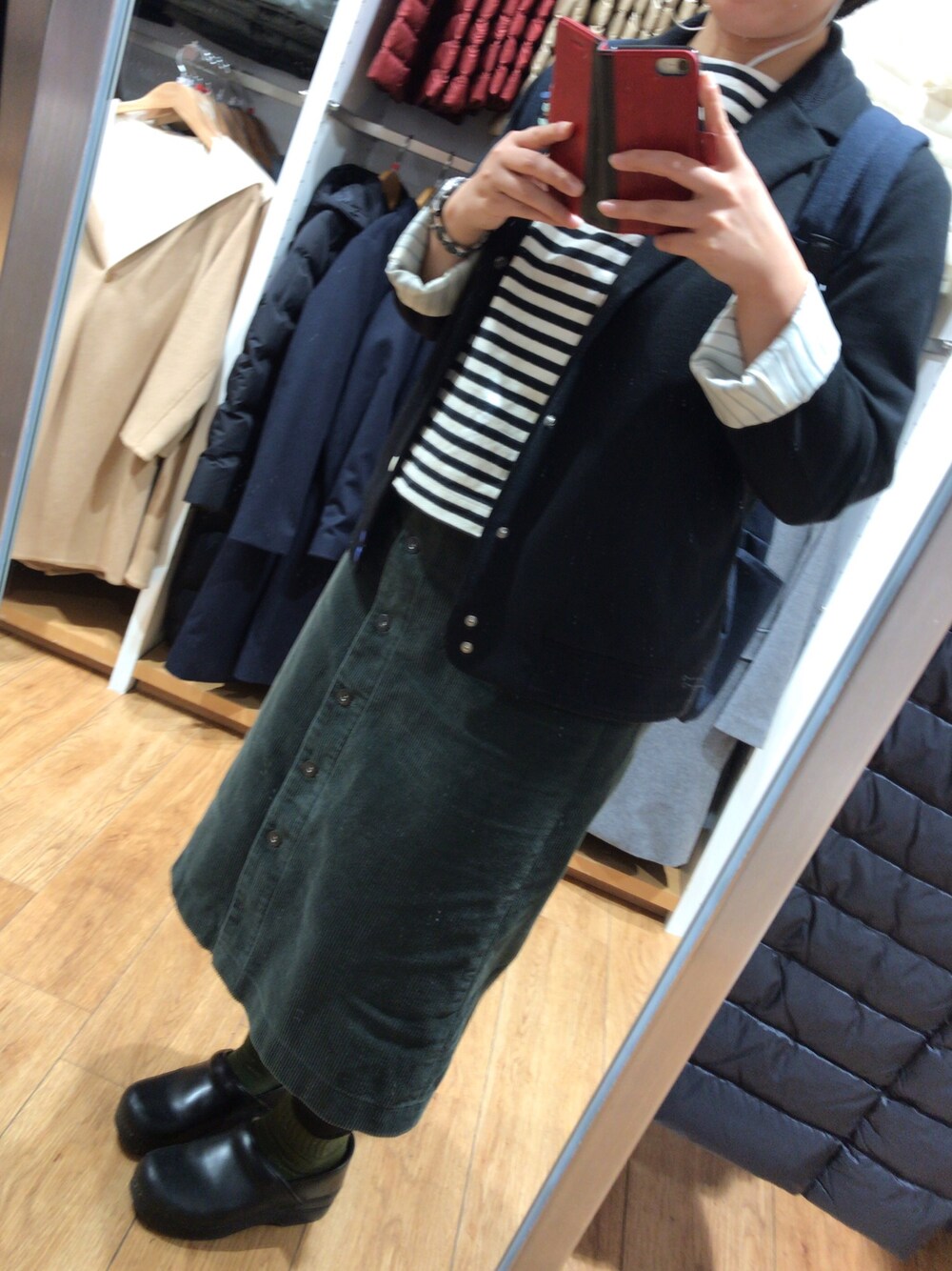 「UNIQLOのボーダーワイドスリーブT（7分袖）（Tシャツ/カットソー、ホワイト系）」を使った、ゆうき。さん（レディース・159cm）の秋コーディネートの1枚目の写真