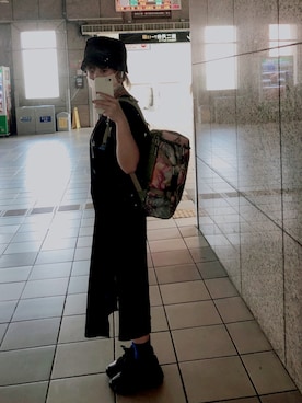「travel」｜「アイテム（バッグ）」を使った、Pinkoさん（レディース・156cm）の春コーディネート