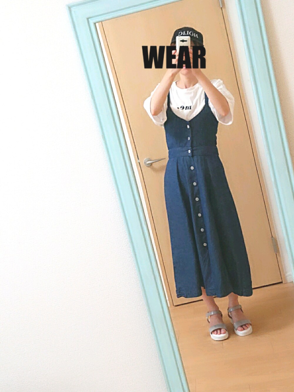 「夏、ワンピース、しまむら、apresjour、キャップ、カジュアル、サンダル」｜「apres jourのアソート袖ロールＴシャツ2【ZOZOTOWN限定アイテム】（Tシャツ/カットソー、ホワイト系）」を使った、reno. さん（レディース・157cm）の夏コーディネートの1枚目の写真