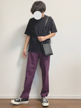 「GU（ジーユー）のアイテム（Tシャツ/カットソー、ブラック系）」を使った、rくんさん（メンズ・170cm）の春コーディネート