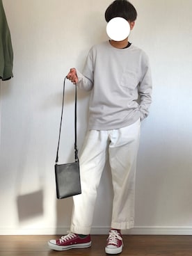 「古着のアイテム（Tシャツ/カットソー、グレー系）」を使った、rくんさん（メンズ・170cm）の春コーディネート