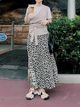 「Aラインスカート」｜「アイテム（スニーカー）」を使った、noriko odaさん（レディース・153cm）の夏コーディネート