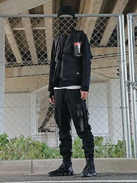 「C6（シーシックス）のアイテム（バッグ）」を使った、bkwhさん（メンズ・172cm）の秋コーディネート