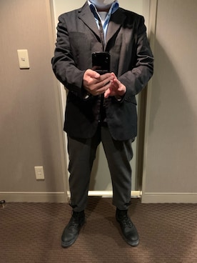 「DOLCE&GABBANA（ドルチェアンドガッバーナ）のアイテム（PC・スマホグッズ/家電）」を使った、柏屋さん（メンズ・173cm）の冬コーディネート