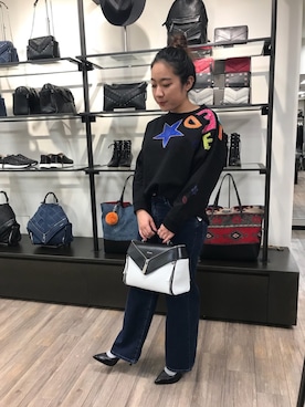 「DIESEL（ディーゼル）のアイテム（スウェット、ブラック系）」を使った、MAHOさん（レディース・155cm）の秋コーディネート