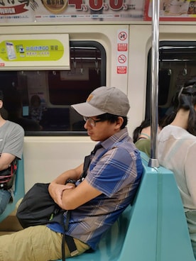 蓋逆寧さんのコーディネート