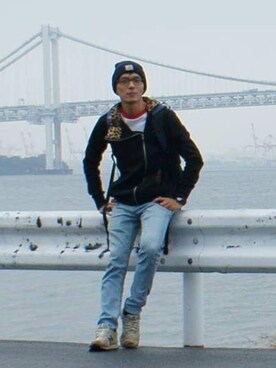 蓋逆寧さんのコーディネート