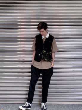 Shen Shさんのコーディネート