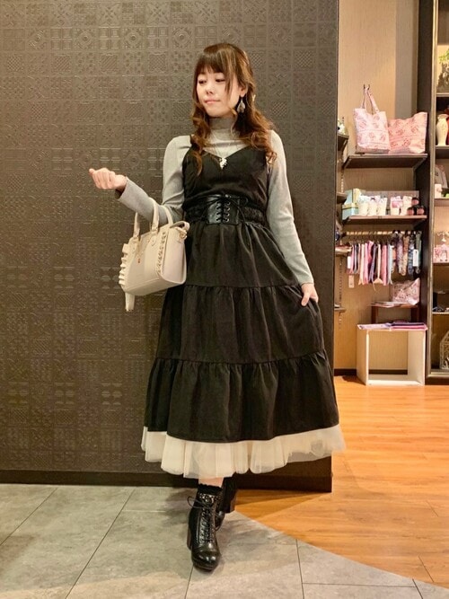 Axes Femme Axes Femme Axes Femmeのワンピースを使ったコーディネート Wear Axes Femme Axes Femme Axes Femmeのワンピースを使ったコーディネート Wear