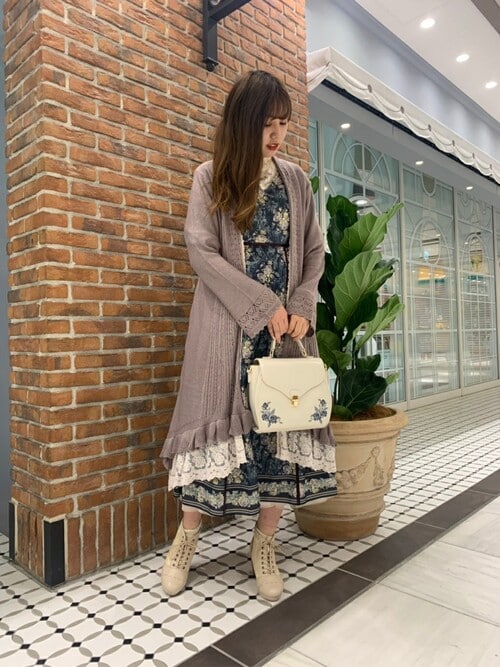 Axes Femme Axes Femme Axes Femmeのワンピースを使ったコーディネート Wear