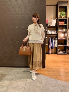 「ミックスコーデ」｜「アイテム（パンツ）」を使った、axes femmeさん（レディース・157cm）の春コーディネート