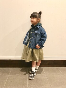 「petit main（プティマイン）のアイテム（デニムジャケット）」を使った、sora   さん（キッズ・100cm）の春コーディネート