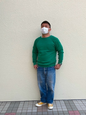 「チャックテイラー」｜「アイテム（スウェット）」を使った、たくわんさん（メンズ・169cm）の冬コーディネート