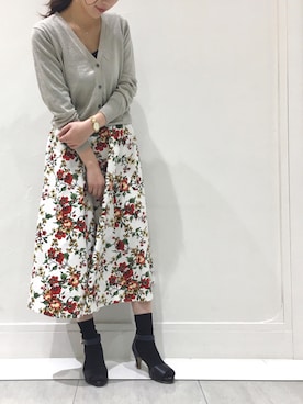 「Vネック」｜MARINAさん（レディース・165cm）の冬コーディネート