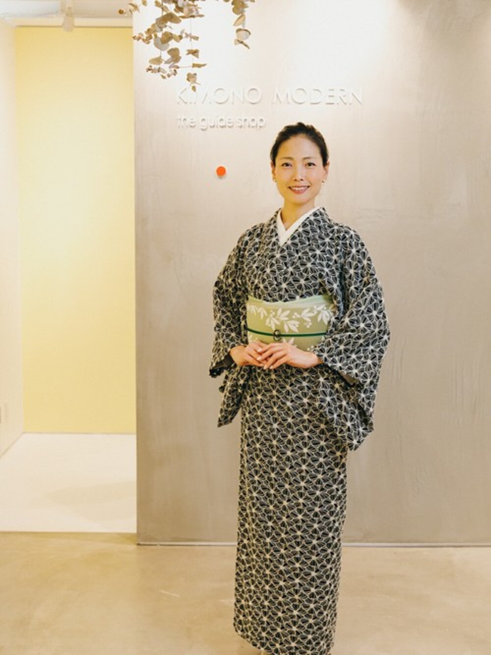 KIMONO MODERN（キモノモダン）の「レース着物-ハナミズキ（浴衣
