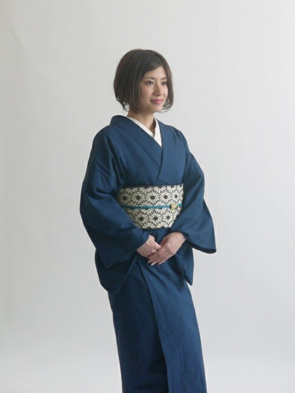 YUKIさんの「【KIMONO MODERN】着付けいらず！ワンピ着物セットーデニム着物藍ai＋半幅帯マーガレット（KIMONO MODERN）」を使ったコーディネート