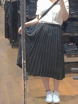 岸田ぽりぽりさんのコーディネート