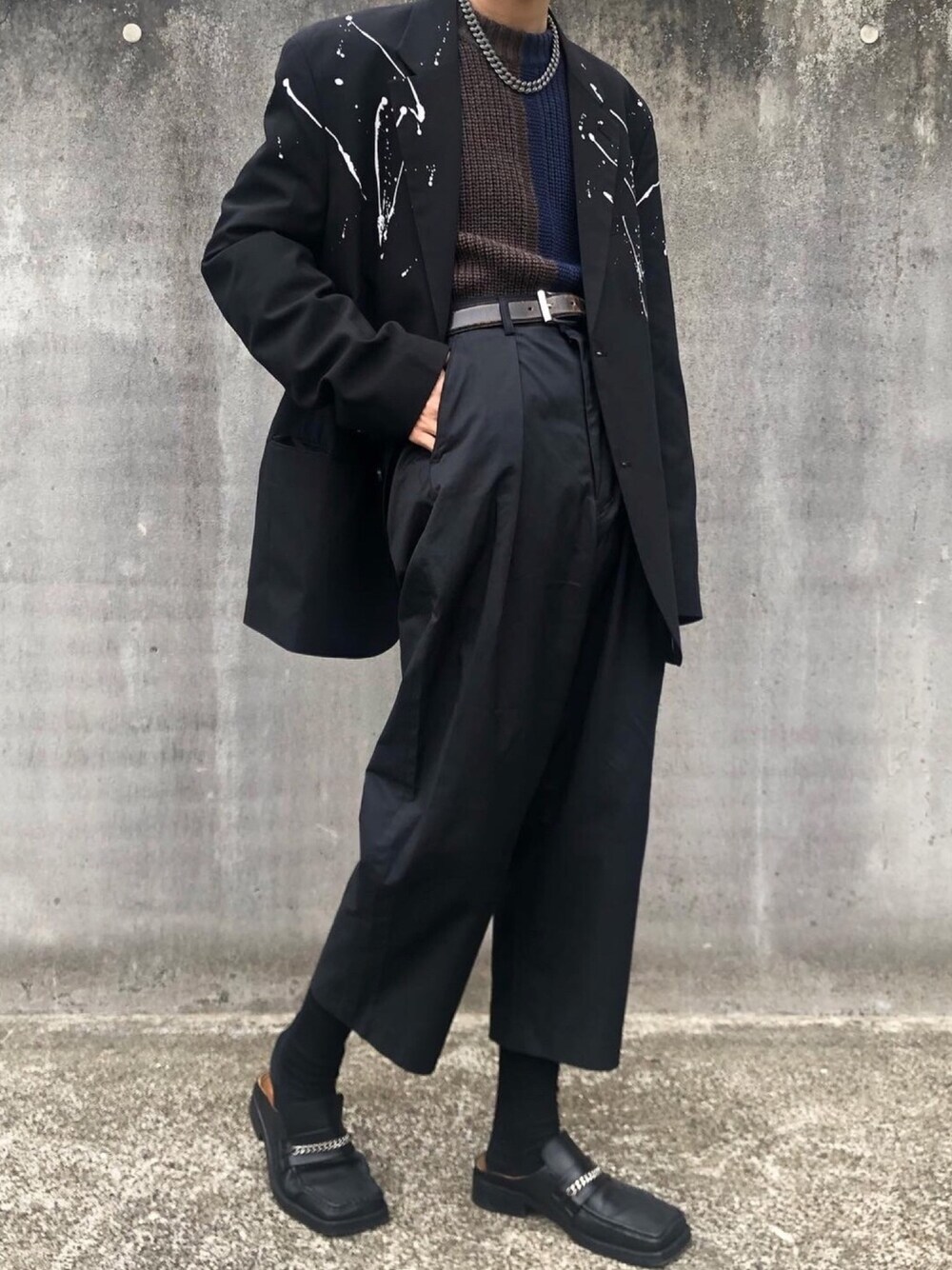 「秋冬コーデ、冬コーデ、秋コーデ、ジャケット、ニット、ワイドパンツ、ミュール」｜「FACTOTUMの【FACTOTUM】畦編みコンビミリタリーニットプルオーバー（ニット/セーター、その他）」を使った、Kosei Yutakaさん（メンズ・171cm）の秋コーディネートの1枚目の写真