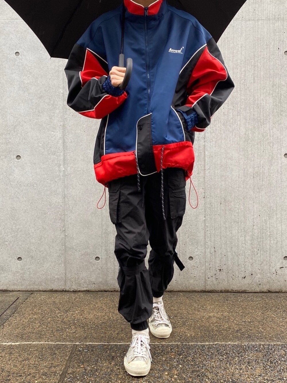 「秋冬コーデ、冬コーデ、スニーカー」｜「Christian Diorのアイテム（スニーカー、ホワイト系）」を使った、Kosei Yutakaさん（メンズ・171cm）の春コーディネートの1枚目の写真