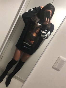 「OFF-WHITE」｜「アイテム（ブーツ）」を使った、Kさん（レディース・162cm）の秋コーディネート