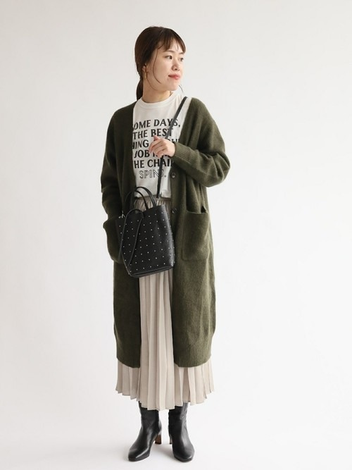 JOURNAL STANDARD relume 本社w.ikedaさんのカーディガン/ボレロ「フォックスアンゴラロングカーディガン◆(JOURNAL STANDARD relume|ジャーナルスタンダード レリューム)」を使ったコーディネート