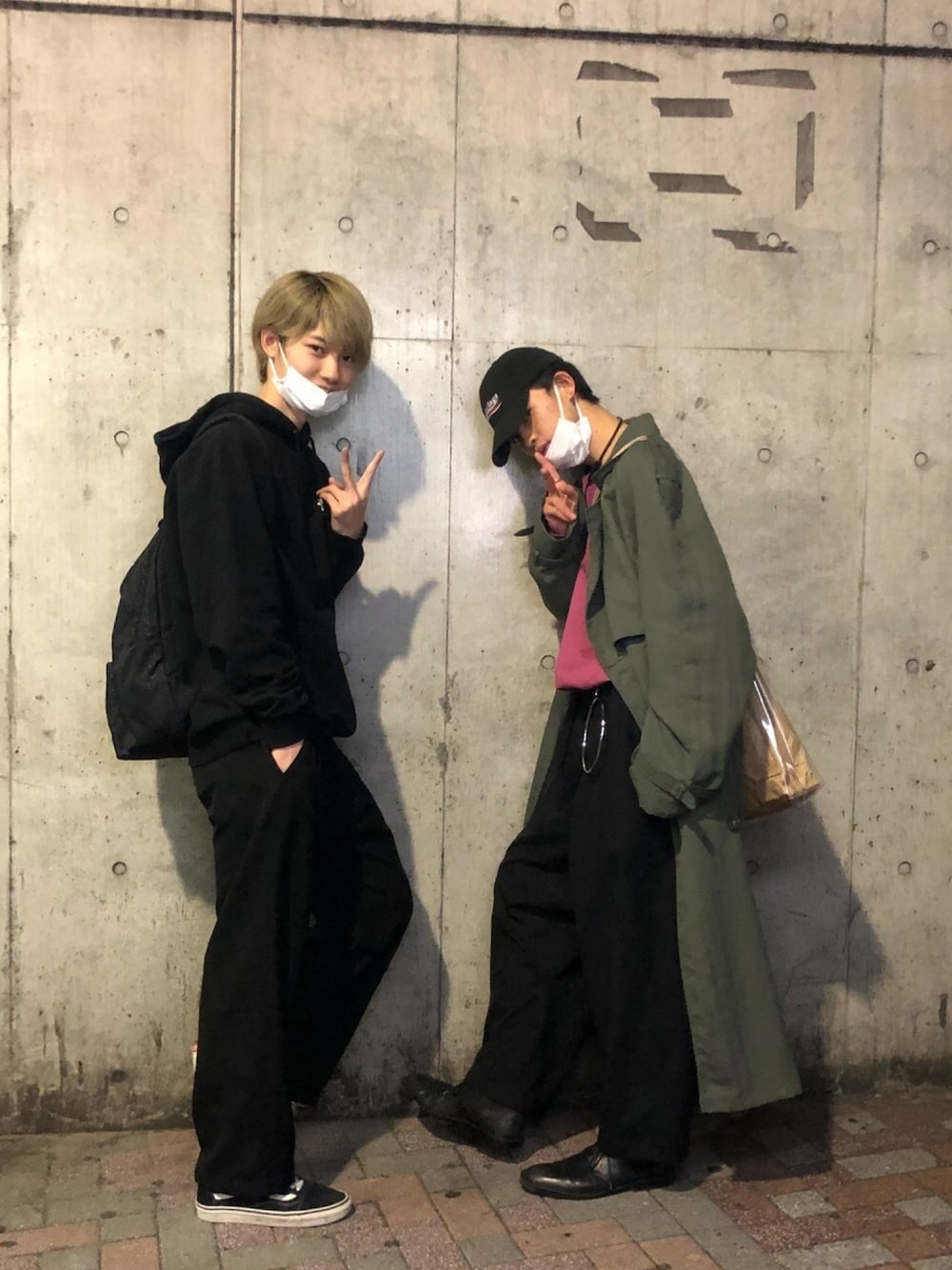 「一気に、4人の、コーデを見れるなんて、超絶レアですよ、まぁ近いうちにあげるやつには、奴は写ってますけど笑、奴で誰だかわかりますよね笑、お楽しみに。、今日はリハでした〜、EBISU536」｜「BALENCIAGAのアイテム（帽子、ブラック系）」を使った、☺︎NAOYA☺︎さん（メンズ・174cm）の春コーディネートの1枚目の写真