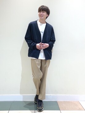「USAコットン」｜「アイテム（スラックス）」を使った、coenふなやまさん（メンズ・170cm）の春コーディネート