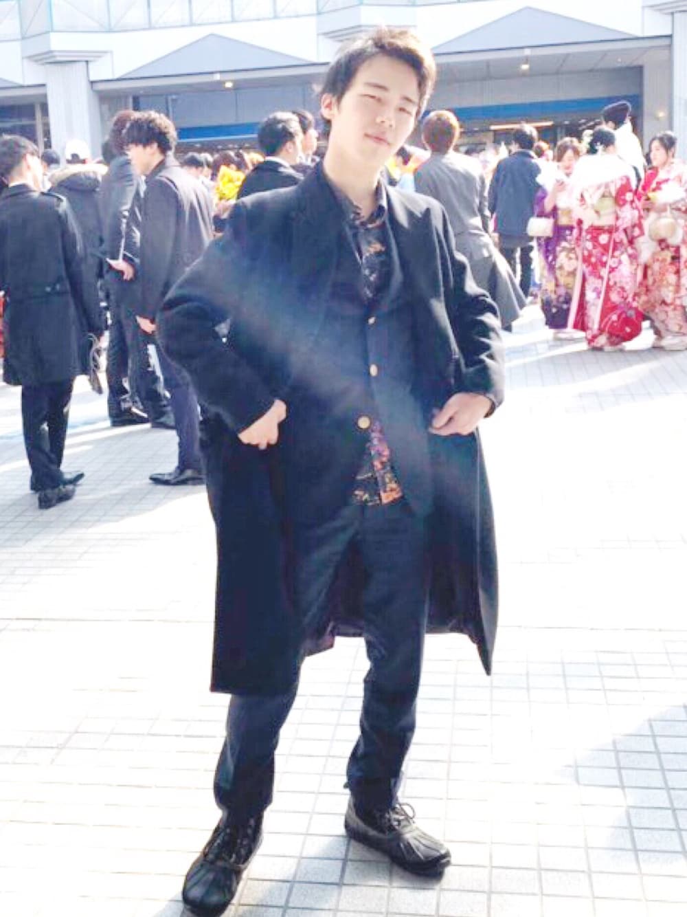 「ポールスミス、Paul Smith、成人式」｜「Paul Smithのアイテム（その他アウター、ブラック系）」を使った、diviniticさん（メンズ・171cm）の冬コーディネートの1枚目の写真
