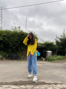 「afad_taiwanのアイテム（Tシャツ/カットソー、イエロー系）」を使った、樂さん（レディース・163cm）の春コーディネート