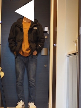 「ニコアンド」｜「アイテム（マウンテンパーカー）」を使った、shoさん（メンズ・171cm）の春コーディネート