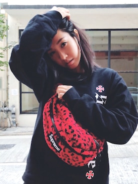 Vangie Tangさんのコーディネート