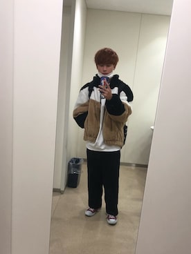 「FILA（フィラ）のアイテム（スウェット）」を使った、HIDEさん（メンズ・176cm）の秋コーディネート