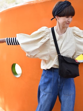 「AMBIDEX（アンビデックス）のアイテム」を使った、オシャポさん（レディース・167cm）の春コーディネート