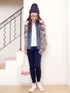 「カウチンセーター」｜「アイテム（ニットキャップ/ビーニー）」を使った、eriさん（レディース・163cm）の冬コーディネート