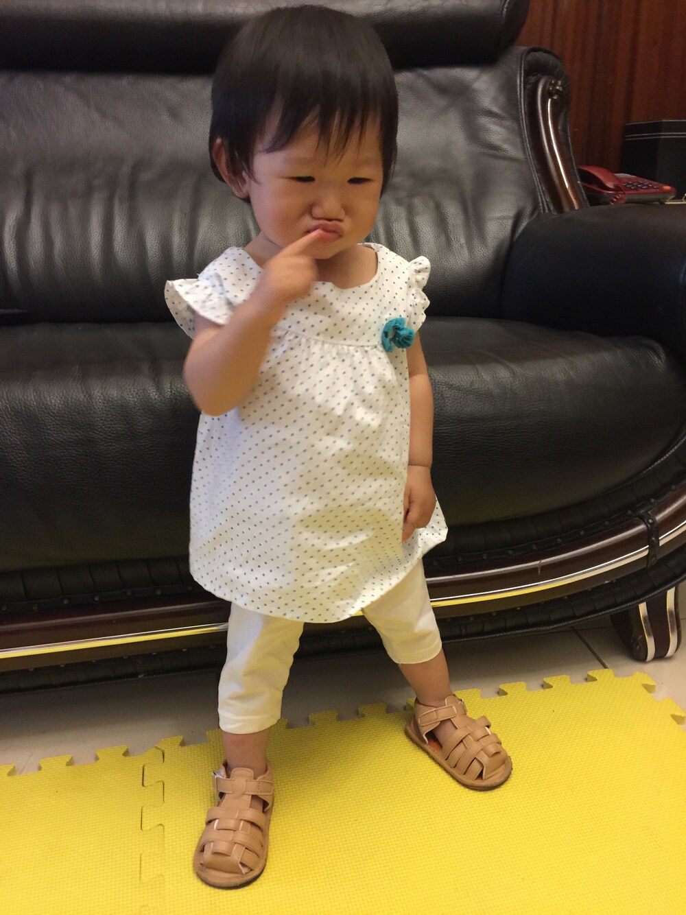 「NOのアイテム（トップス、ホワイト系）」を使った、Ginniさん（キッズ・70cm）の春コーディネートの1枚目の写真