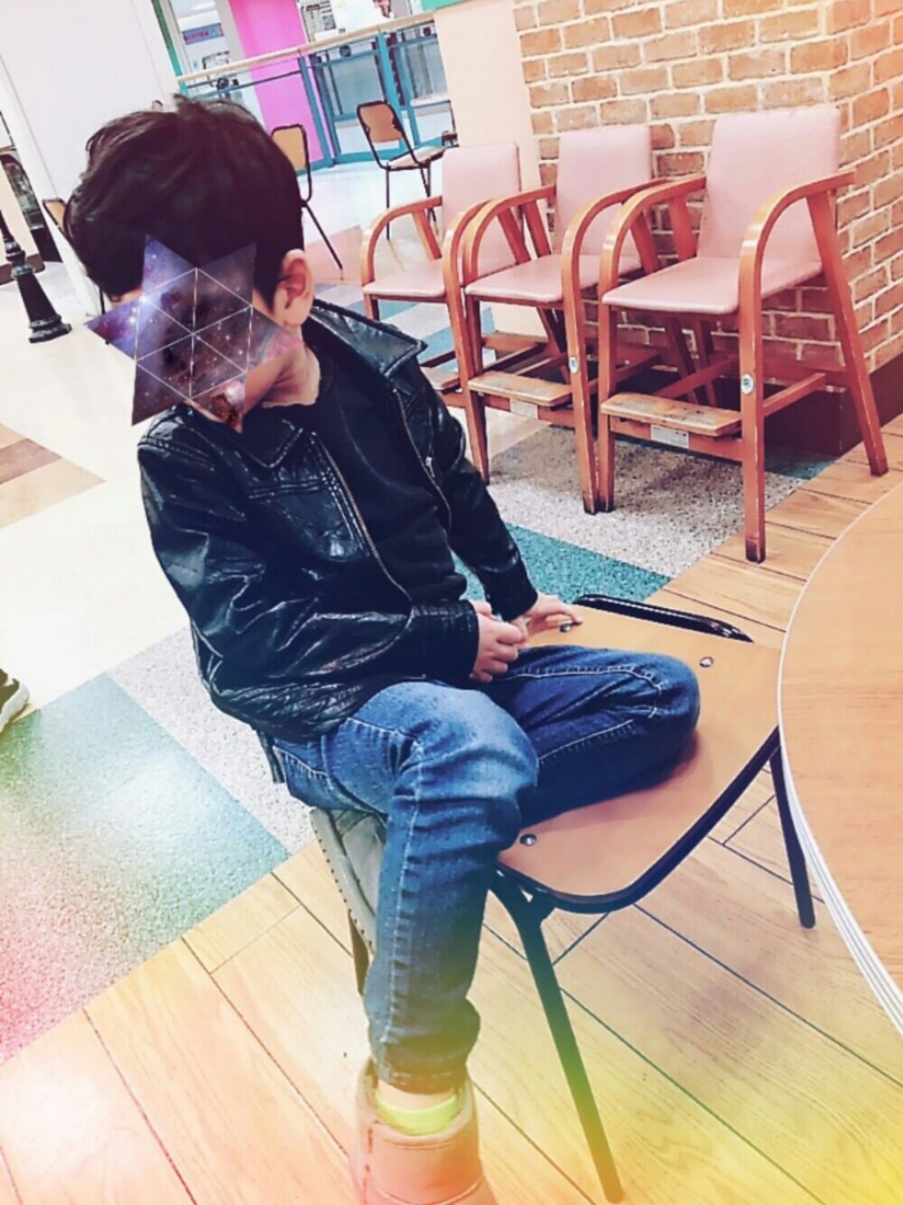 「プチプラ、男の子、5歳、ライダース」｜「BREEZEのアイテム（ライダースジャケット、ブラック系）」を使った、nachitaroさん（キッズ・110cm）の春コーディネートの1枚目の写真