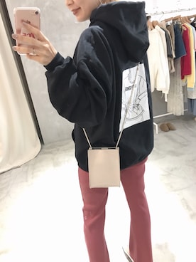「CELINE」｜「アイテム（その他）」を使った、minacoro_さん（レディース・166cm）の冬コーディネート