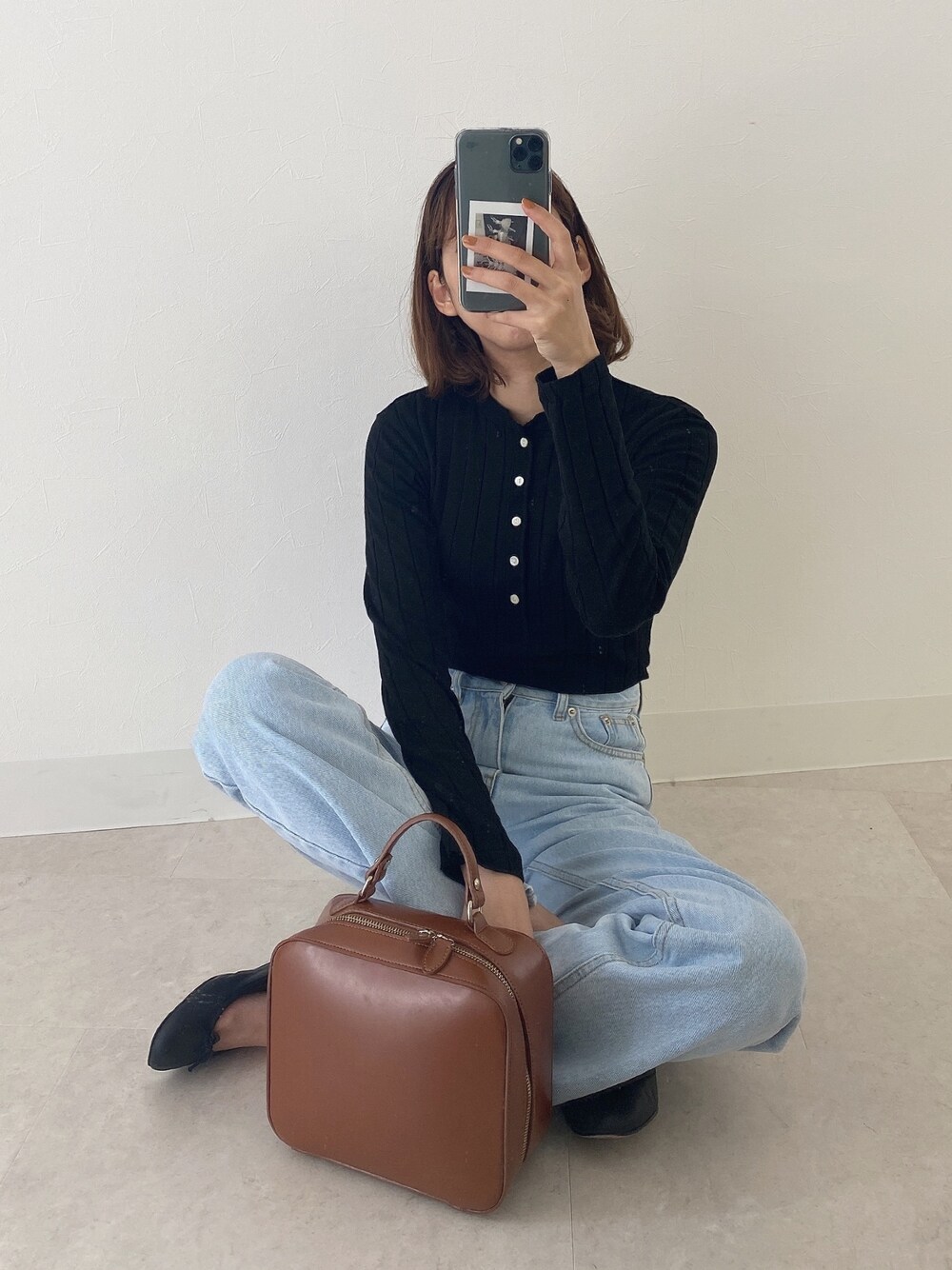 「シンプルコーデ、ラクチンコーデ、ラフ、ootd、バレエシューズ、レペット」｜「YOUNG&OLSEN The DRYGOODS STOREのYOUNG&OLSEN / リブ ヘンリーネック プルオーバー（Tシャツ/カットソー、ブラック系）」を使った、諭吉⛄️さん（レディース・169cm）の春コーディネートの1枚目の写真
