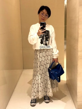 「アイテム（ハンドバッグ、ブルー系）」を使った、jolinwangさん（レディース・159cm）の春コーディネート
