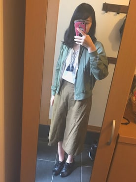 「ガウチョパンツ」｜「アイテム（MA-1）」を使った、misaki*さん（レディース・165cm）の秋コーディネート