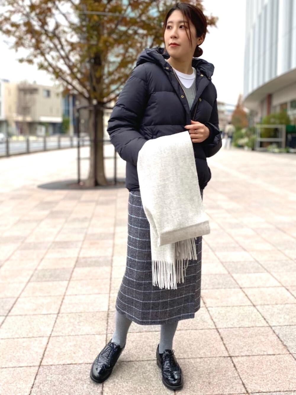「大人カジュアル、casual、一押しのアウタースタイル、マフラー/ストール」｜「green label relaxingのFFC  ウールムジ ストール（ストール/ショール、グレー系）」を使った、563_otsukaさん（レディース・161cm）の冬コーディネートの1枚目の写真
