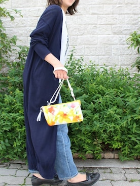 「アイテム（ショルダーバッグ、イエロー系）」を使った、hitomiさん（レディース・157cm）の春コーディネート