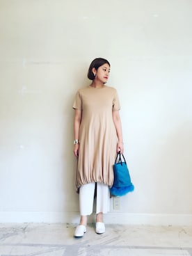 「グリッター」｜「アイテム（その他シューズ）」を使った、山﨑美穂さん（レディース・163cm）の春コーディネート