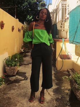 Jasmine Byrdさんのコーディネート