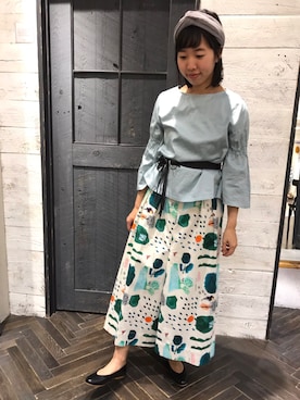 「chambre de charme（シャンブルドゥシャーム）のアイテム（パンツ）」を使った、Malle chambre de charmeさん（レディース・157cm）の春コーディネート