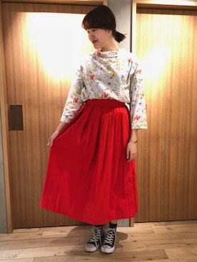 「chambre de charme（シャンブルドゥシャーム）のアイテム（スカート）」を使った、Malle chambre de charmeさん（レディース・146cm）の冬コーディネート